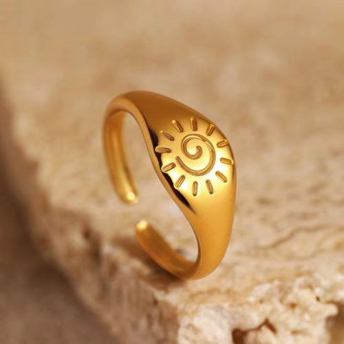 Vintage Geometric Vortex Ring -Gold